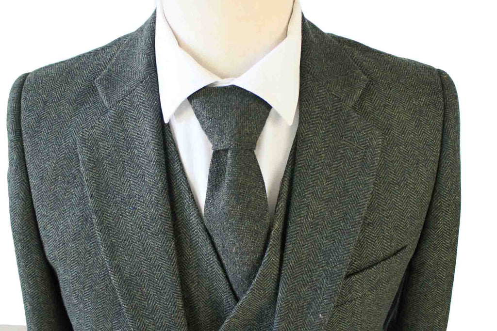 BDtailormade GREEN HERRINGBONE TWEED 3 PIECE SUIT - BDtailormade TWEED SUITStweedmaker hockerty menstweedsuit